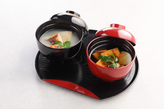 雑煮(すまし・白みそ)