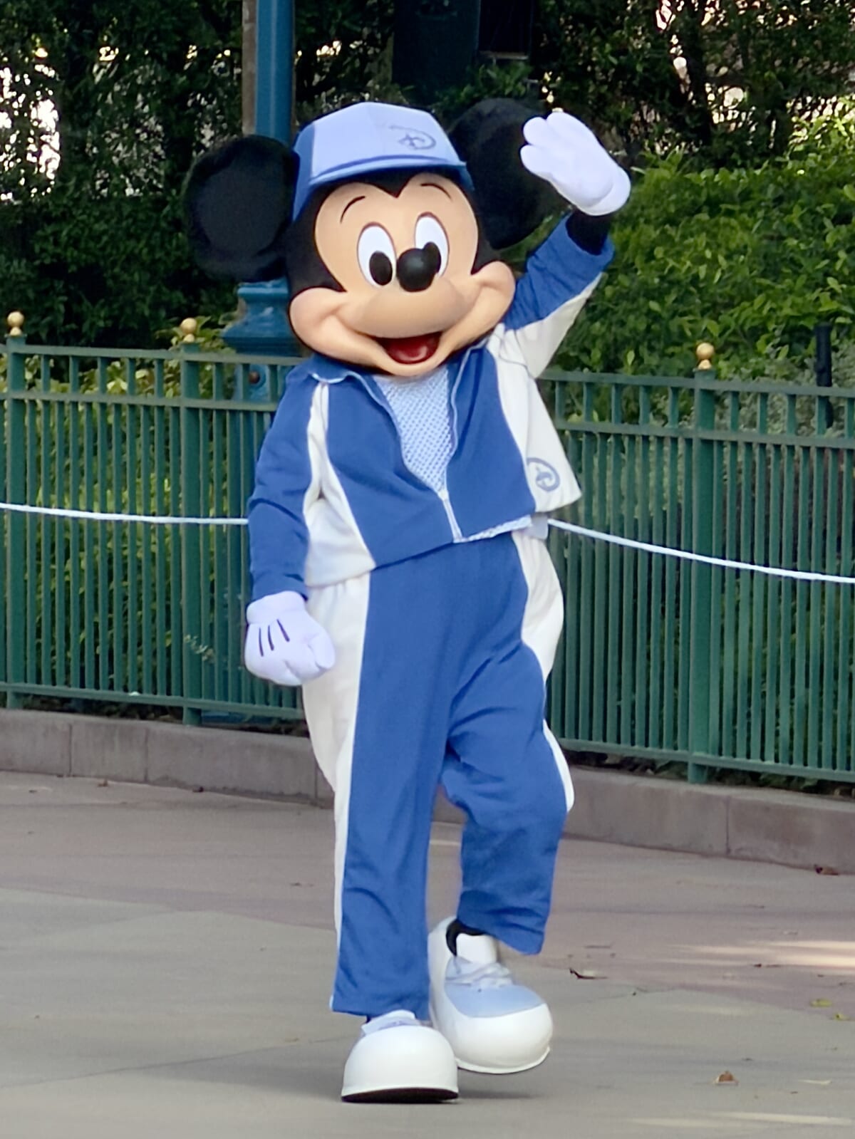 「ミッキーマウス」