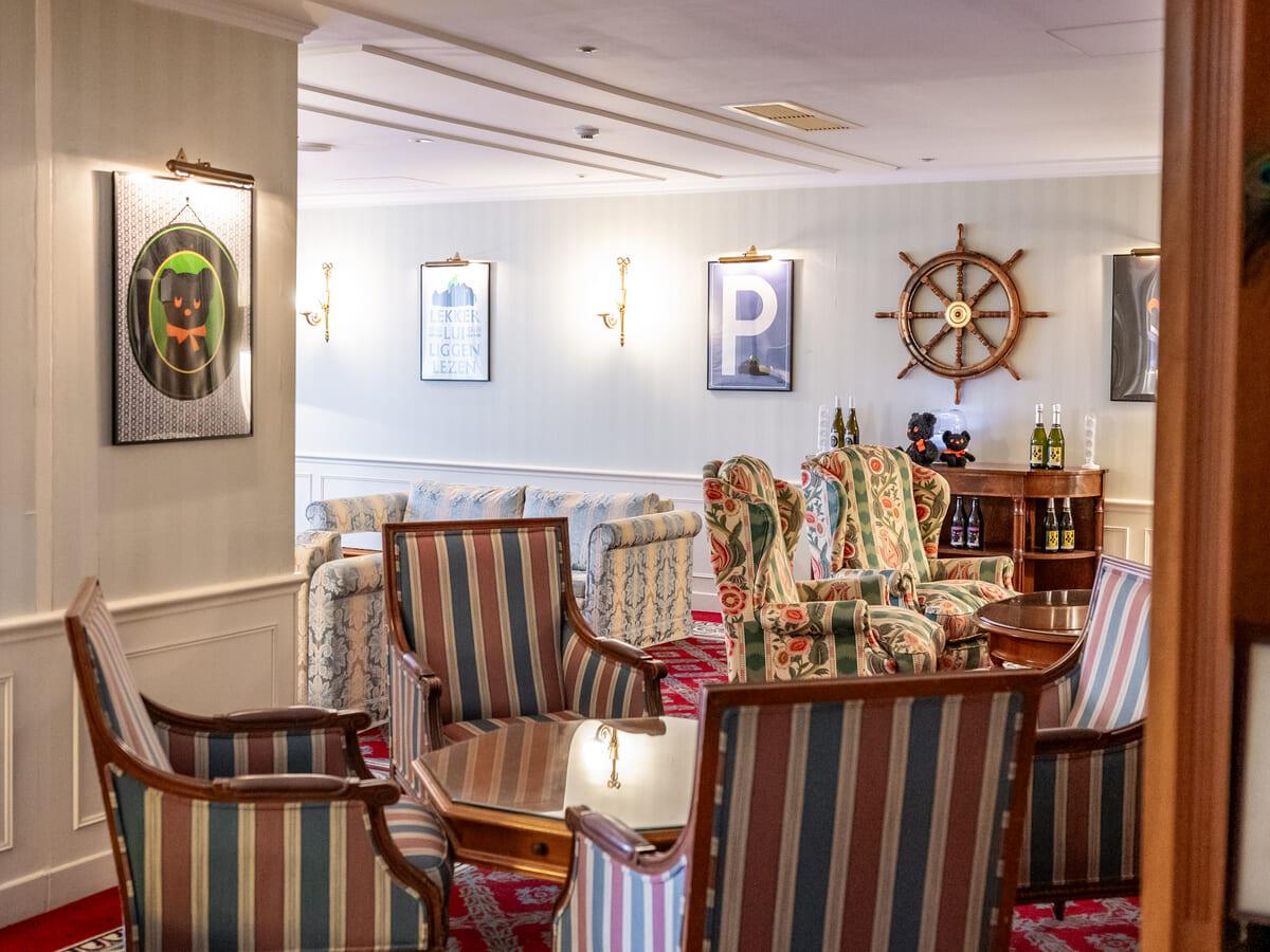 ハウステンボス アムステルダムシティ ホテルアムステルダム内「Dick Bruna TABLE オークラウンジ」4