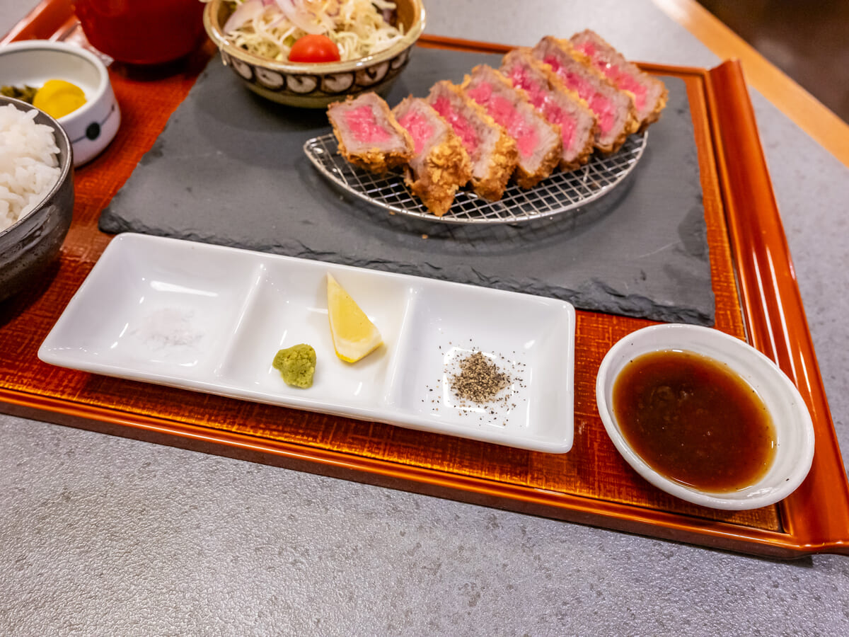 ハウステンボス/花の家「長崎県産 特選和牛かつ膳【数量限定】」味付け