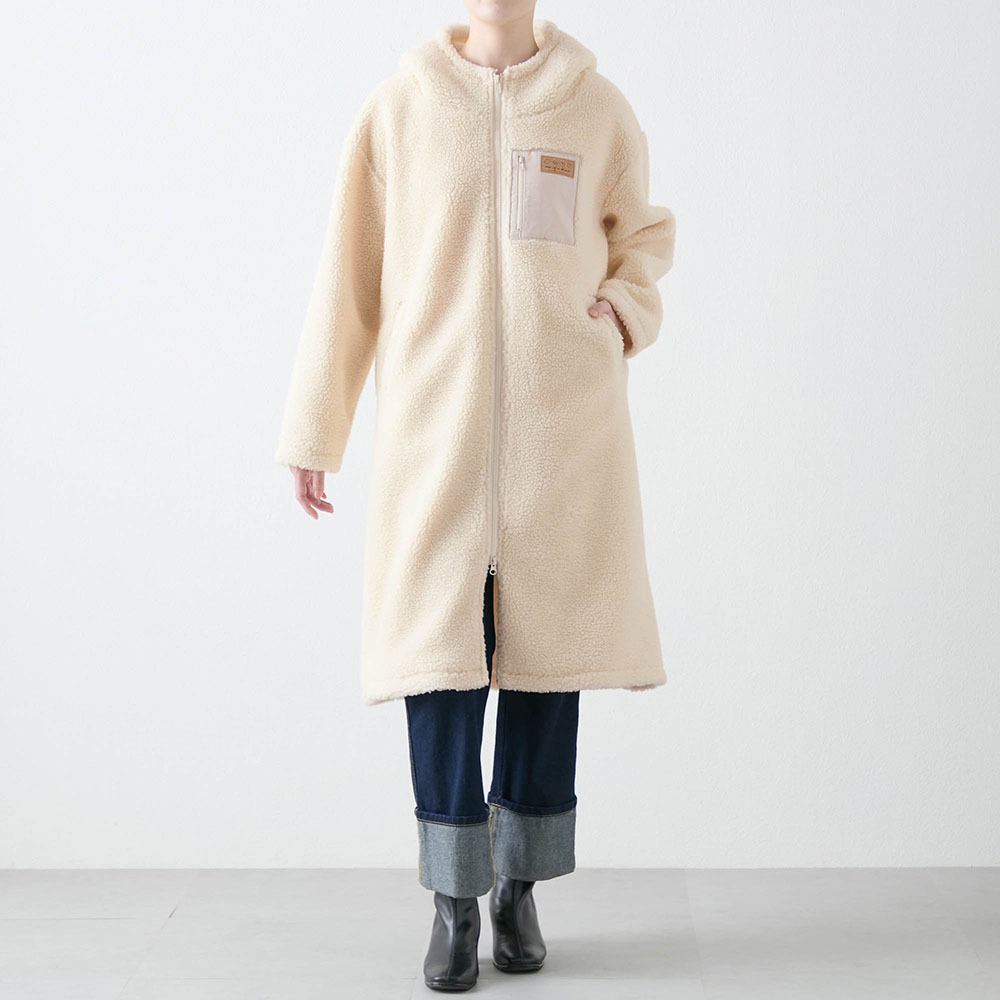 フードボアコート　ミッキー