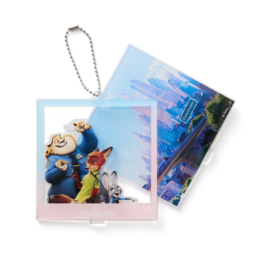 ２WAY仕様のフォトフレーム風アクリルキーホルダー　使用イメージ　キーホルダー　仕様