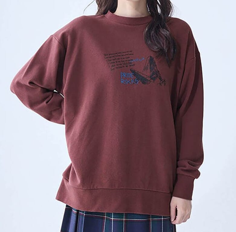 ユニセックス裏毛プルオーバー　ライオン・キング