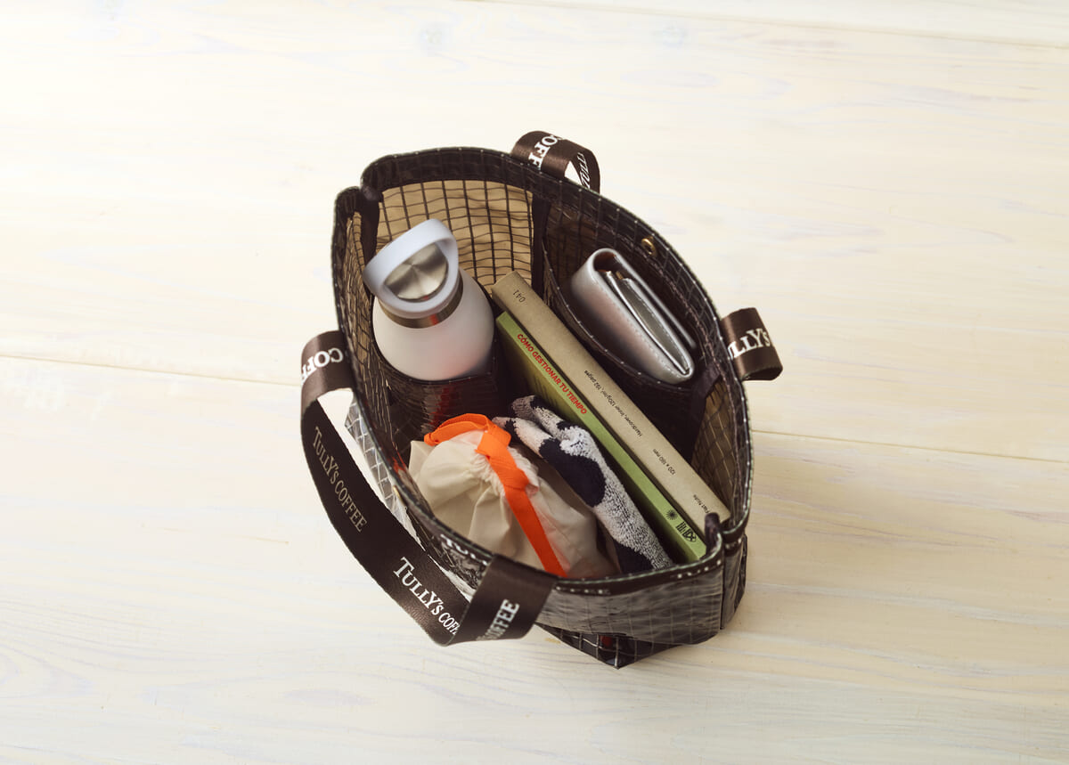 トートバッグ　使用イメージ　2