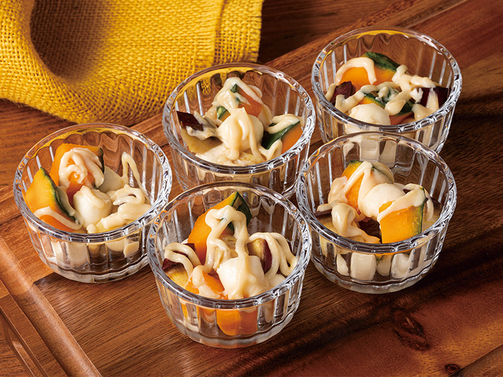 モッツァレラチーズと薩摩芋・南瓜のカプレーゼ風 西京味噌風味