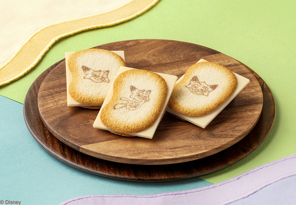 Disney(ディズニー) SWEETS COLLECTION by 東京ばな奈『ズートピア/ショコラサンド「見ぃつけたっ」』中身