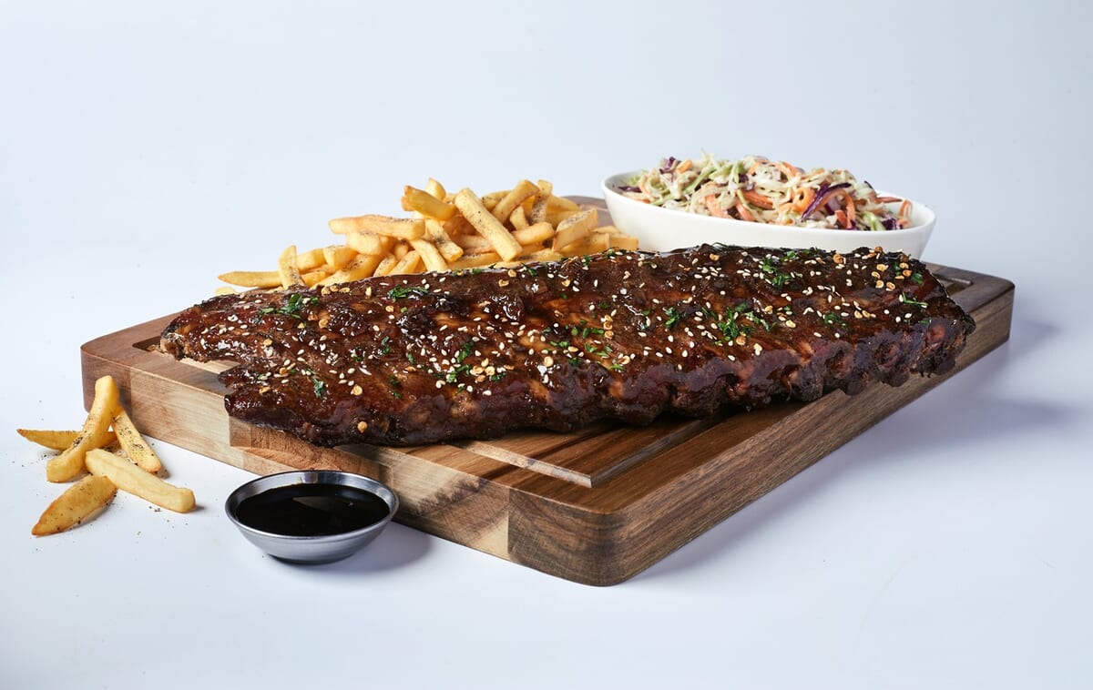 WHISKEY GLAZE BLAZE RIBS（ウイスキーグレイズブレイズ リブ）
