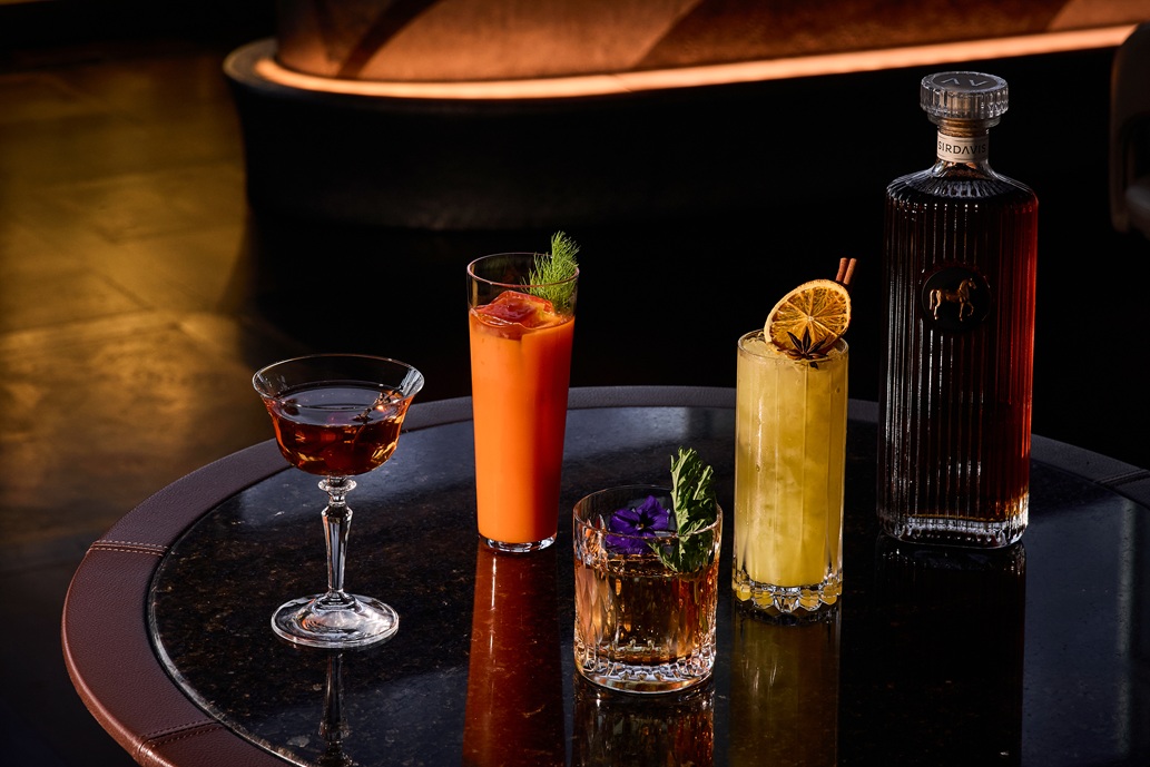 SirDavisと井入農園産ハーブカクテル