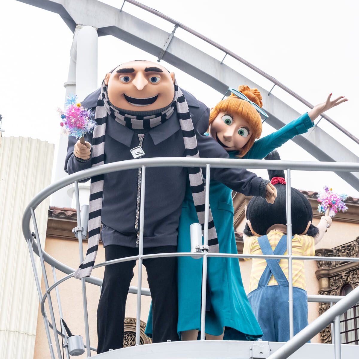 グルー＆ルーシー