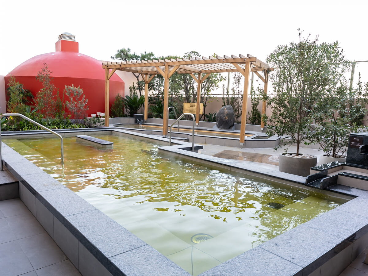 女湯　露天風呂（約42℃）