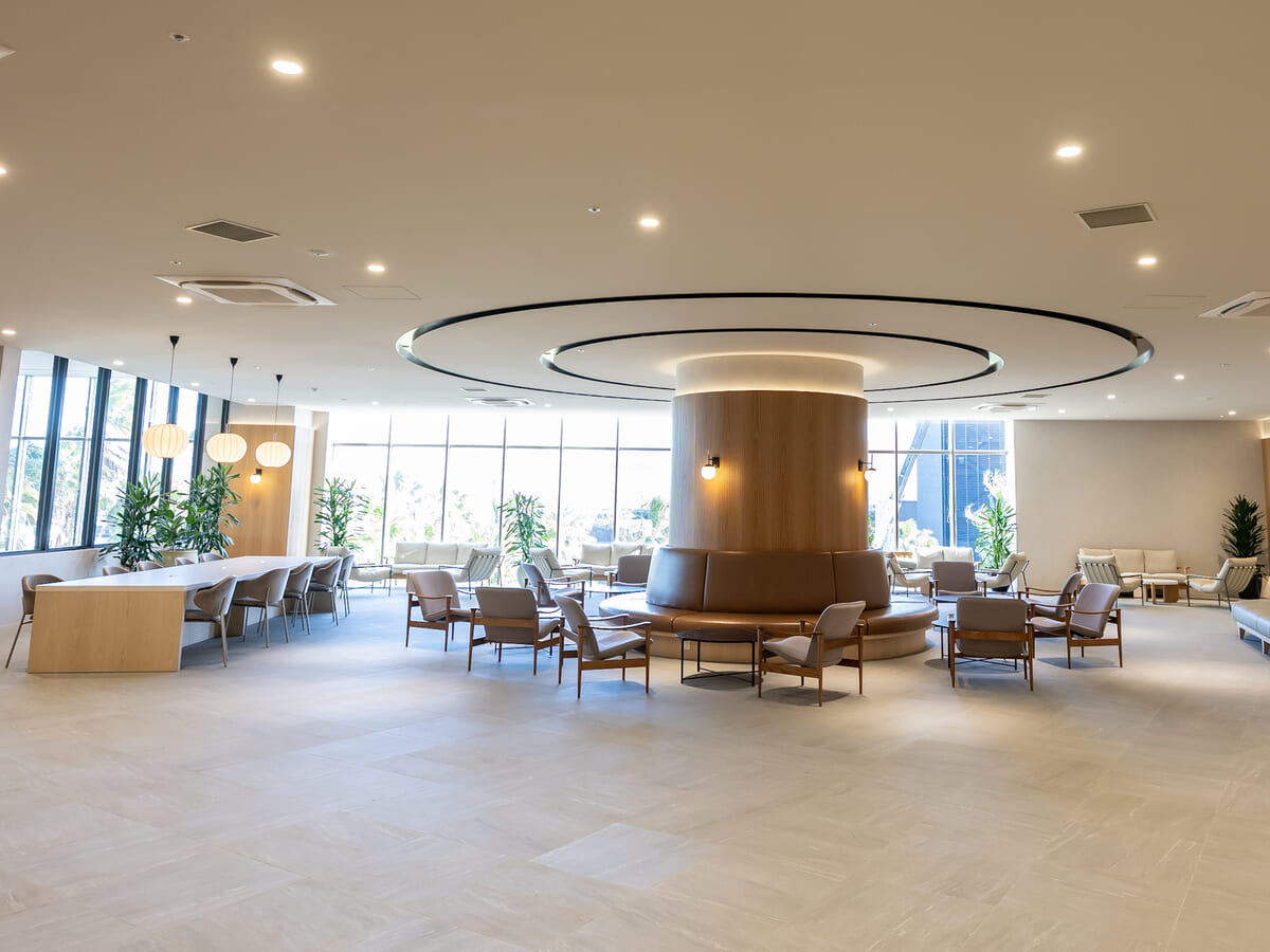 エントランス　ロビー