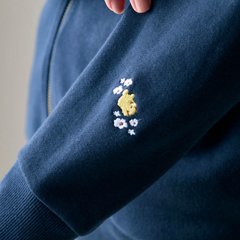 ジップパーカ　プーさん　デザインアップ