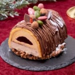 大丸東京店 ディズニー「PATISSERIE ANNIVEL(パティスリー アニヴェル)」Noël de Forêt（ノエル・ドゥ・フォレ）ショコラ＆ナッツとカシスモカのキャラメルブッシュ・ド・ノエル　メイン