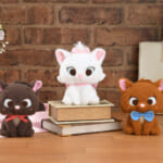 ナムコ ディズニー「おしゃれキャット　赤いほっぺ　ぬいぐるみ」