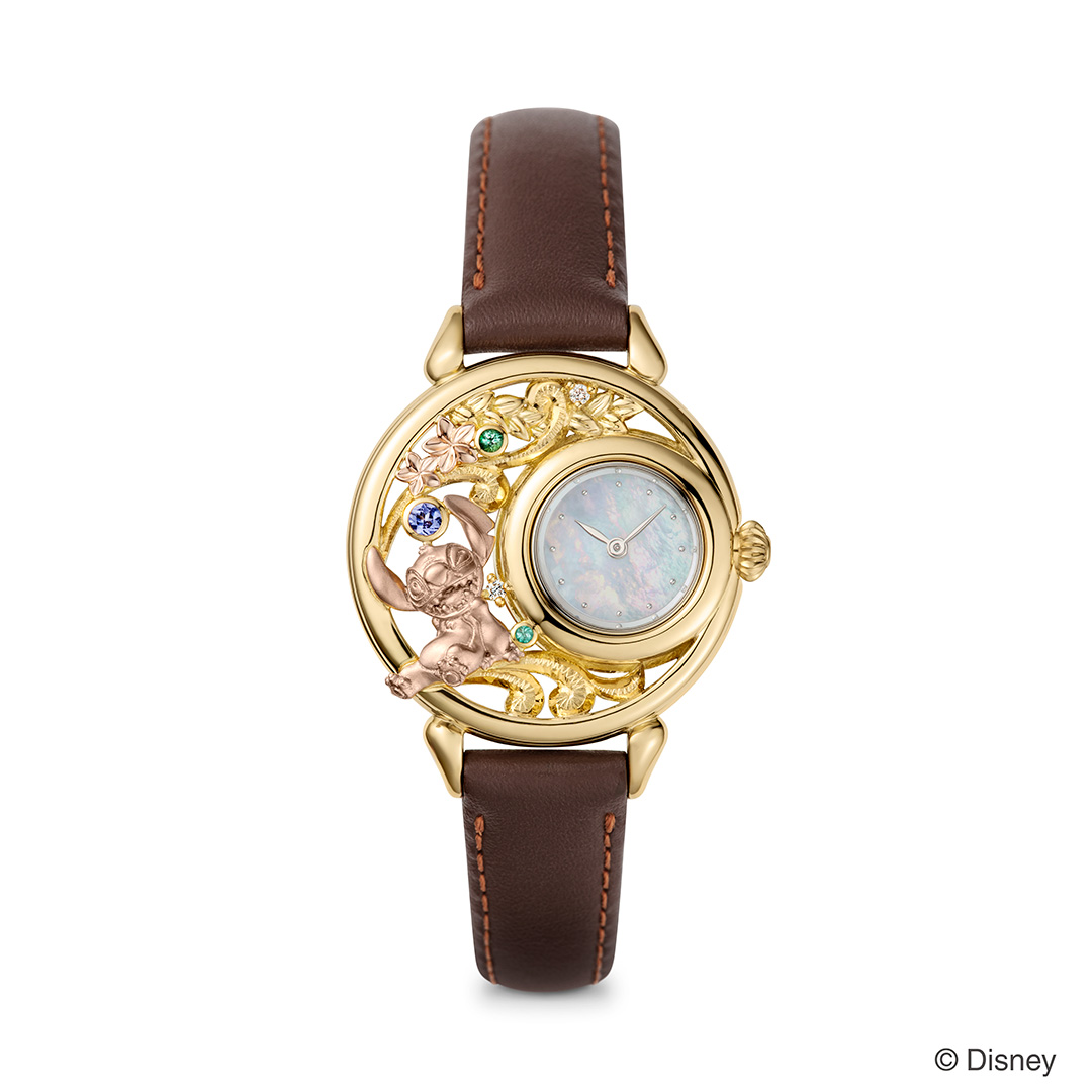 妻への想いをこめて…家族と共に時を刻む「スティッチ」の腕時計