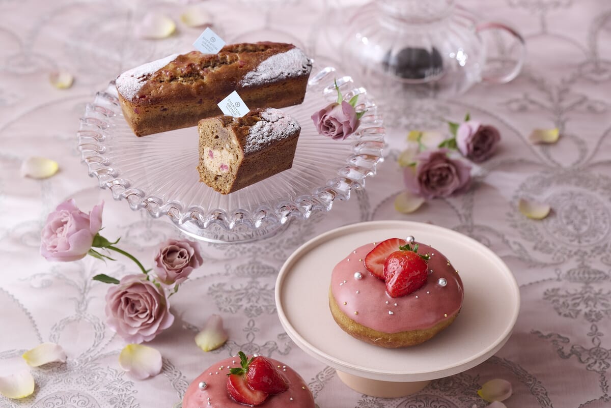 マンスリーベーカリー「紅茶&ストロベリーブレッド/紅茶のドーナツ」