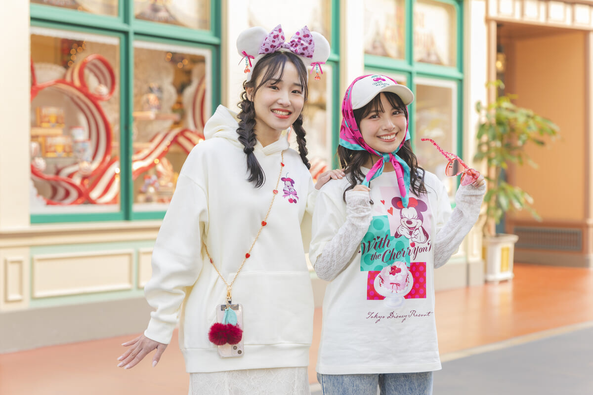 ミニーマウス アパレルグッズ着用イメージ