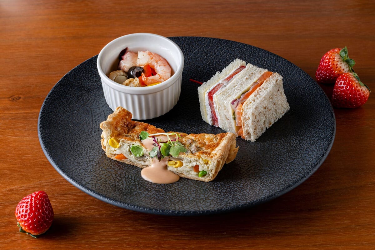 アフタヌーンティーセット～ストロベリー～（セイボリー）