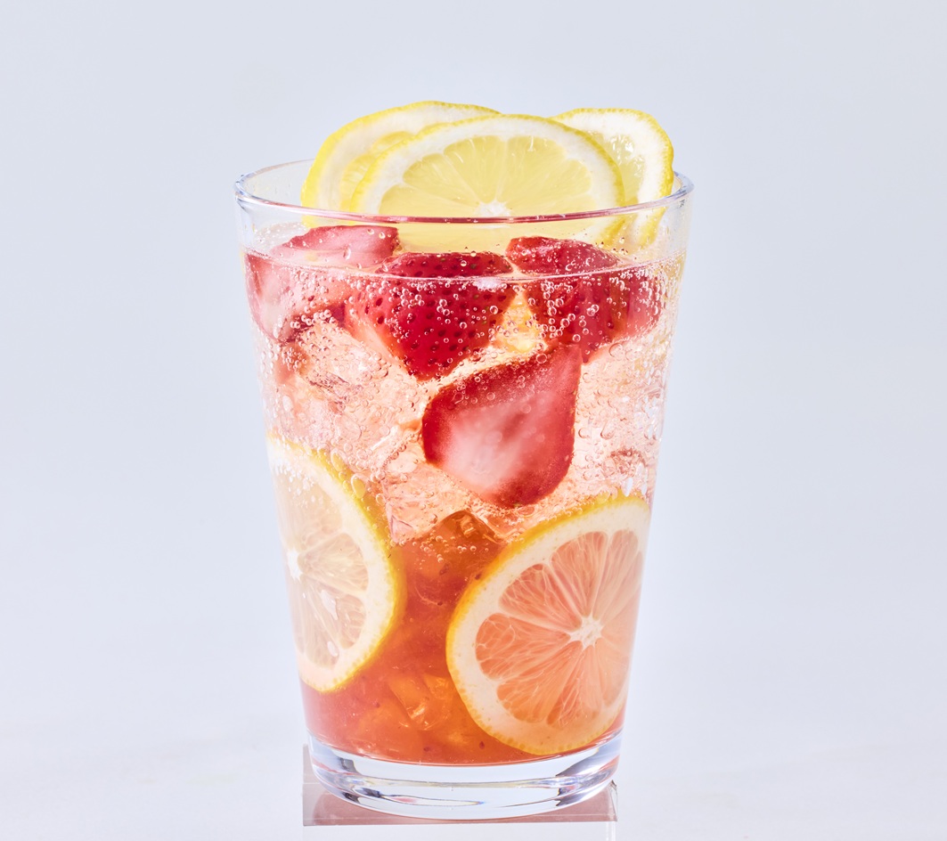 あまおうクラフトレモネードソーダ (ICE)