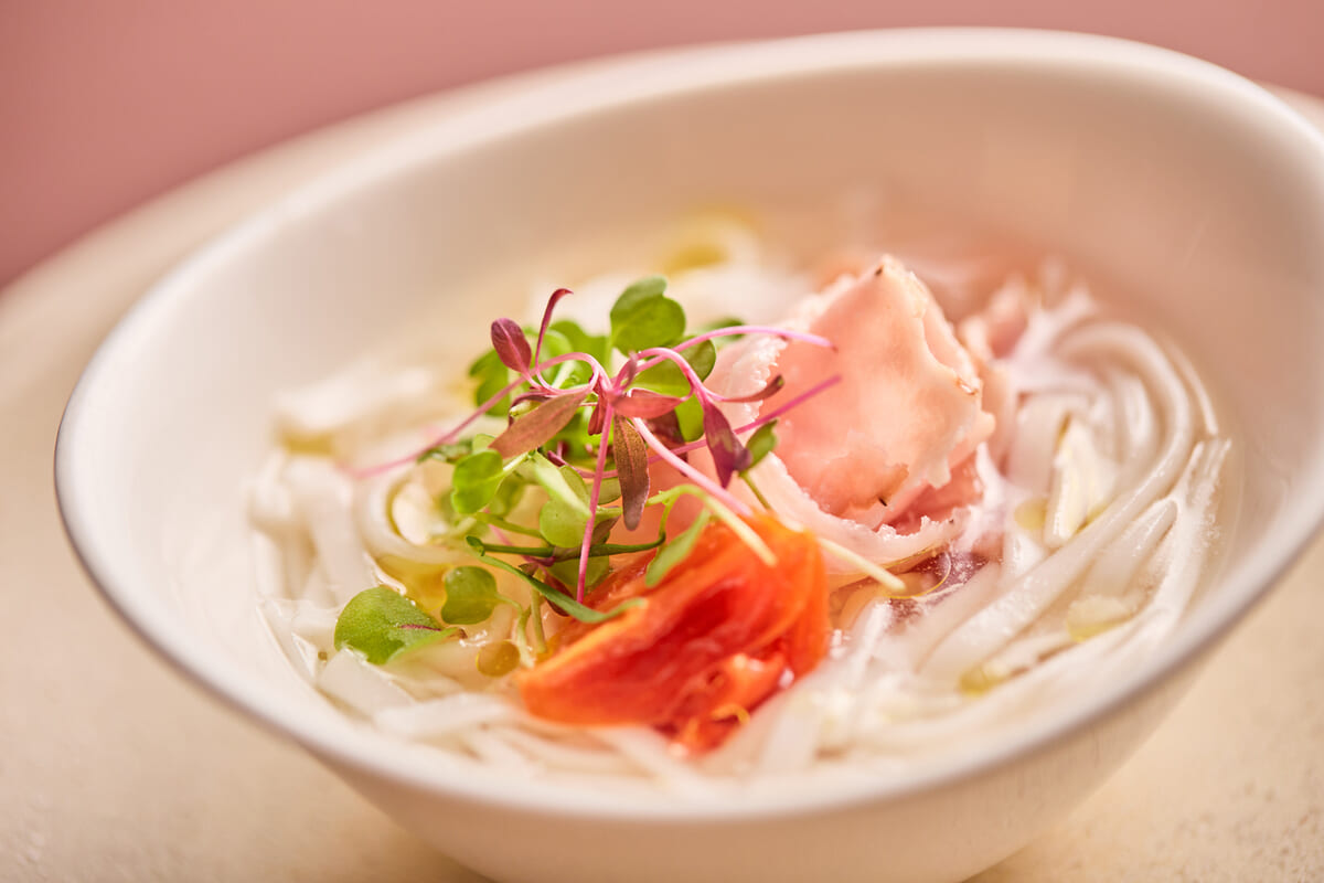 ライスヌードル　鶏と帆立のスープ