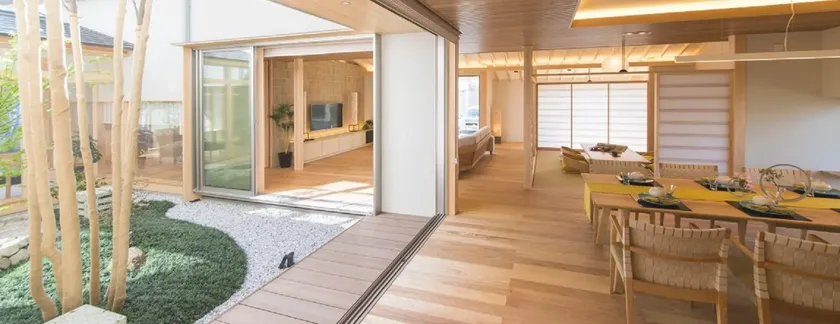 新和建設のロゴ