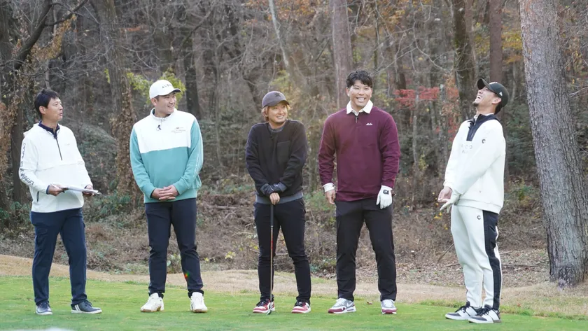 歓談する選手たち 歓談する選手たち