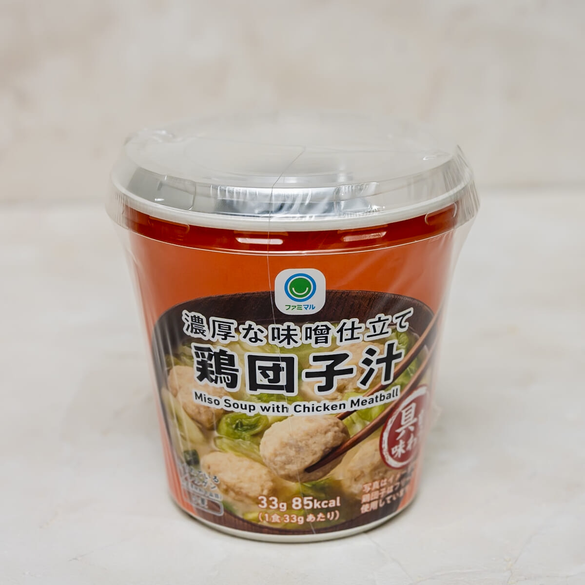 濃厚な味噌仕立て鶏団子汁（インスタント）