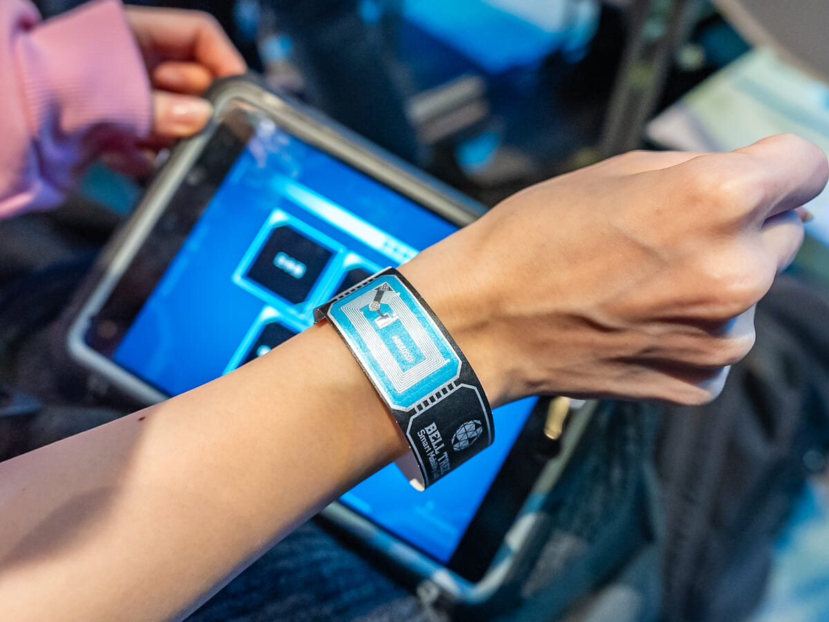 『名探偵コナン・ザ・エスケープ ~ハイウェイへの序幕(プロローグ)~』タブレット端末