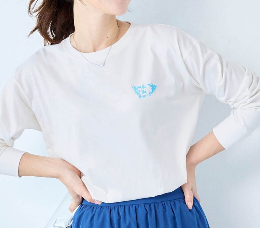 ユニセックス蓄光プリント長袖Tシャツ　ティンカー・ベル