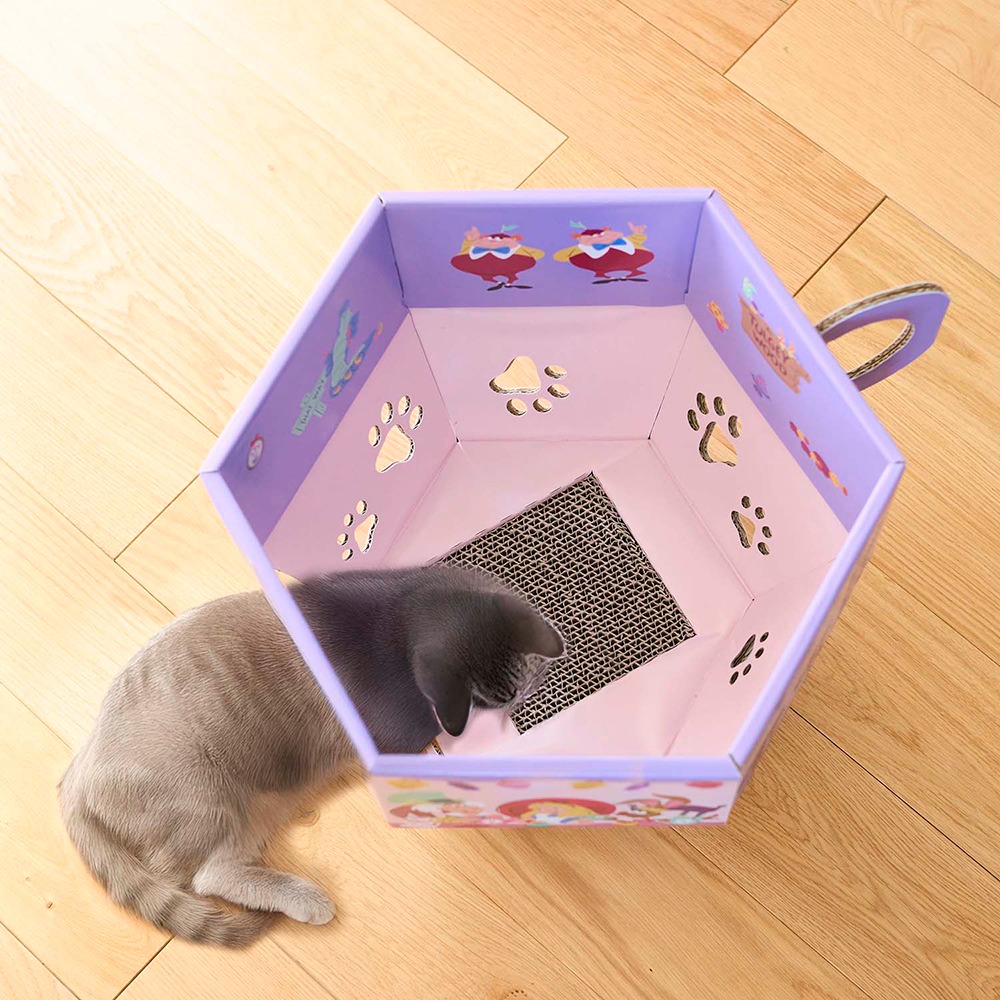 ティーカップ型の猫の爪とぎ　使用イメージ