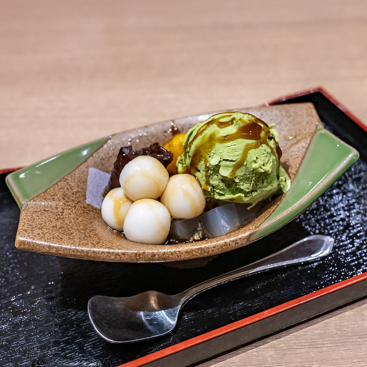 ハウステンボス／魚壱「【期間限定】 白玉あんみつ」2