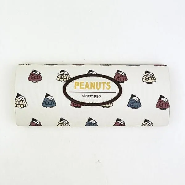 防寒スヌーピー総柄のほっこりチラシモデル