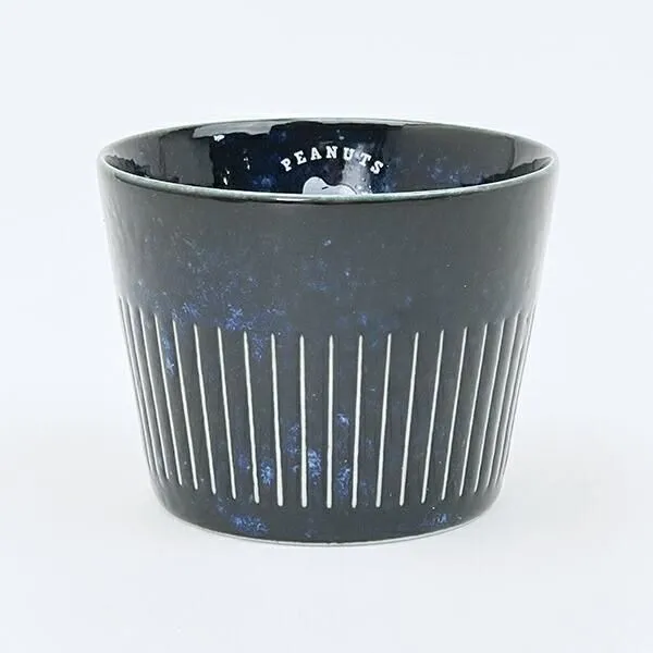 藍黒の釉薬が美しいスヌーピー和モダンプレート