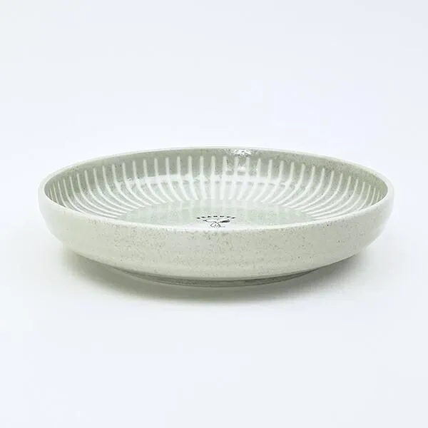 ストーングレーのスヌーピープレート