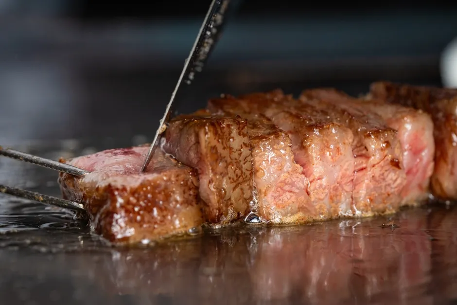 淡路・鉄板焼レストラン輝光のステーキイメージ