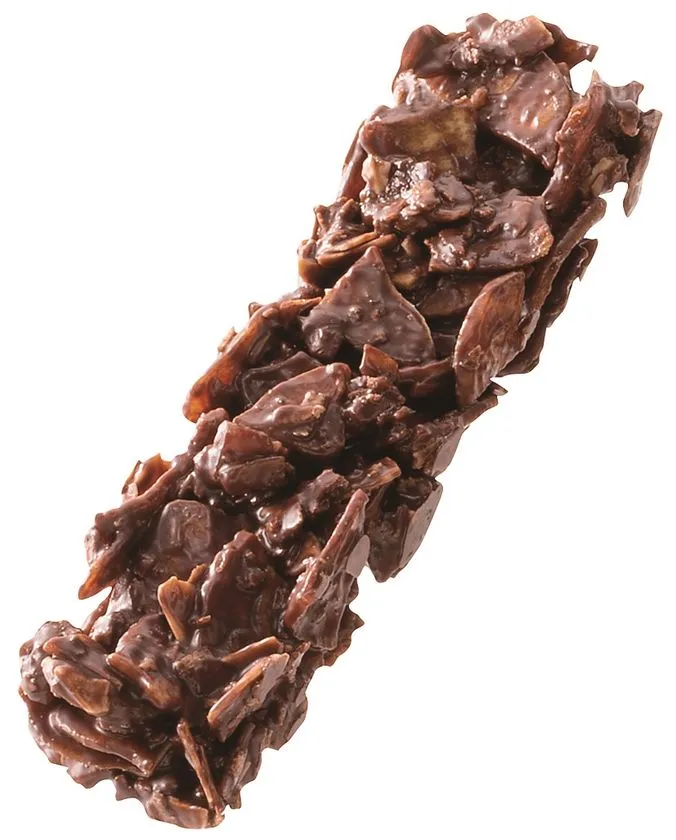 ごぼうチップ入りチョコレート風バーのクローズアップ