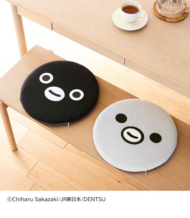 アップリケ刺繍のシートクッション2柄セット「Suicaのペンギン」