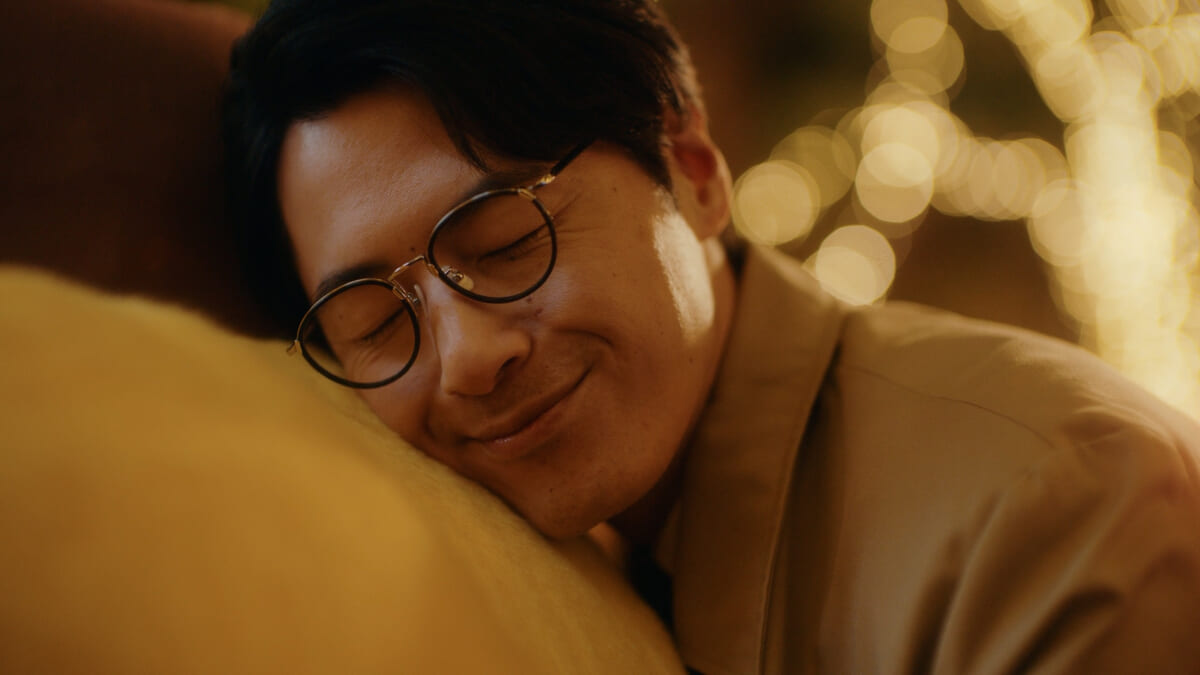 WEB CM:悩みを抱えた4人の主人公とキャラクターたちの物語