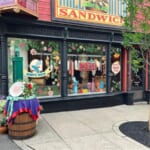 レミーの世界を楽しめるレストラン「ニューヨーク・デリ」2