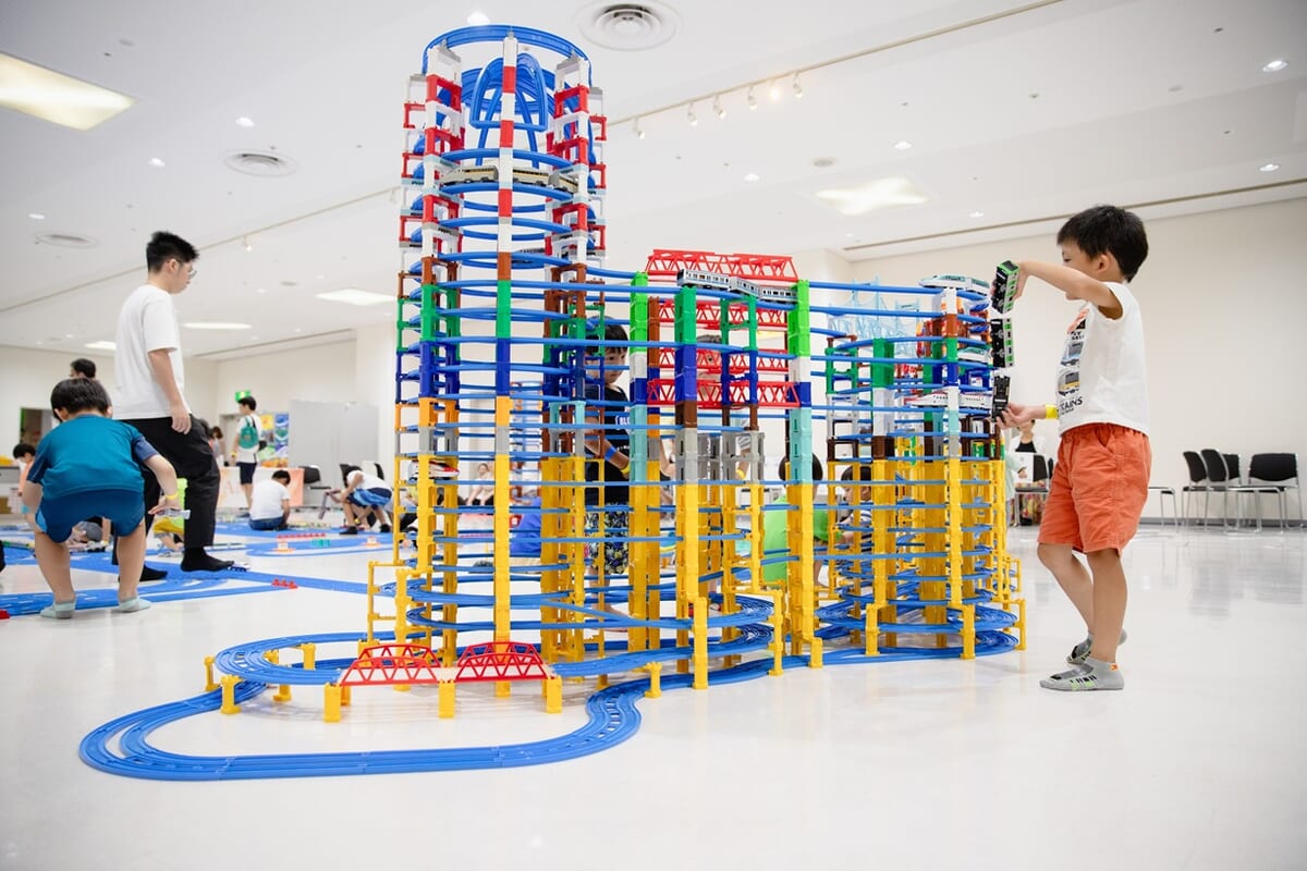 でんしゃであそぼう!横浜ベイシェラトン版