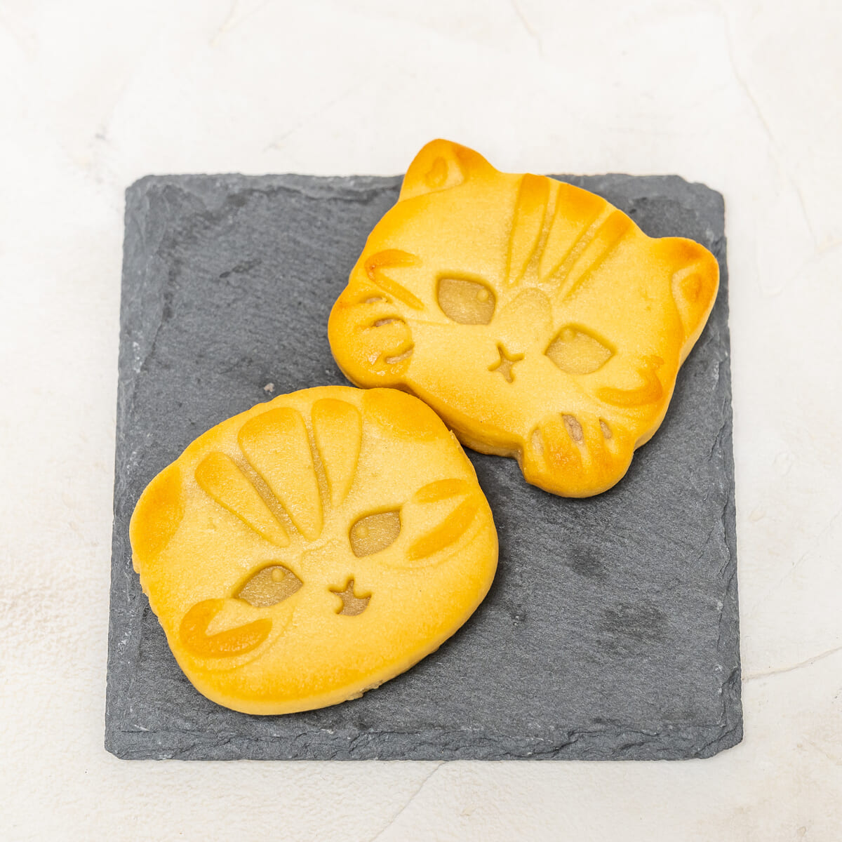 ふたごのねこまんじゅう　きゃにゃめるあん（2個入）