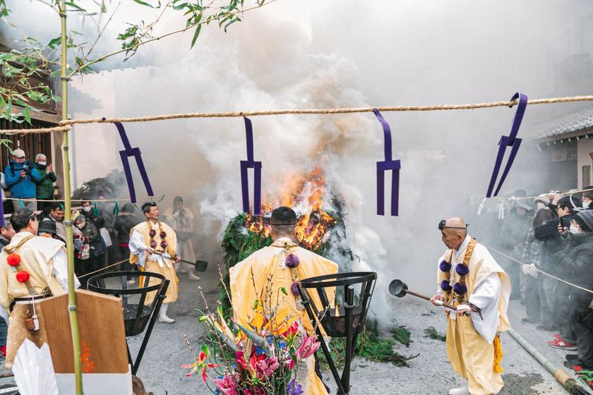 常光円満寺 吹田の火祭 柴燈大護摩 炎