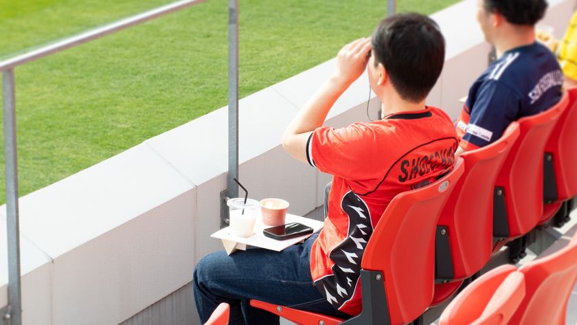 Kneeble 膝上テーブル ドリンクホルダー