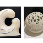 岸 絵里菜さんの作品「Azurune」と山川 スエミさんの作品「Mandala Aeterna」が並んで展示されている様子