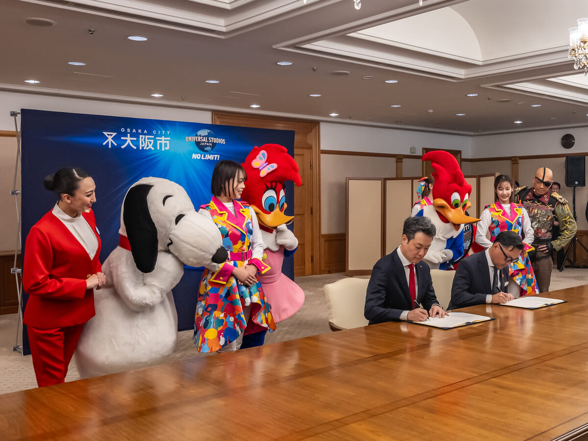 ユニバーサル・スタジオ・ジャパン＆大阪市「包括連携協定 締結式」レポート　調印式2