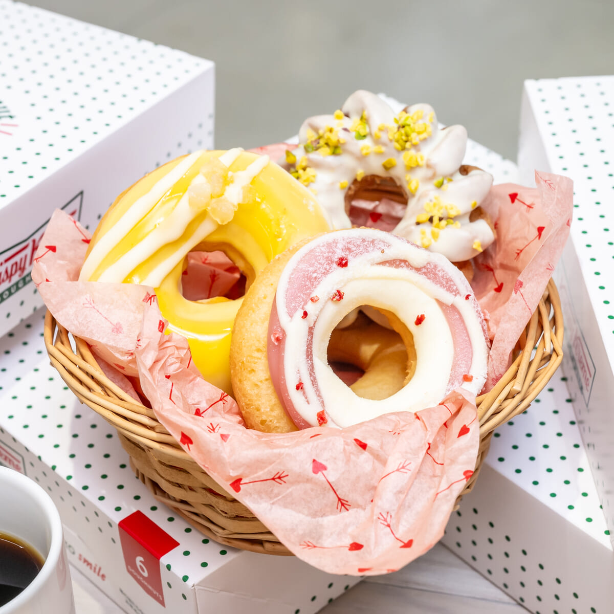 リスピー・クリーム・ドーナツ「食感で味わう春ドーナツ」2