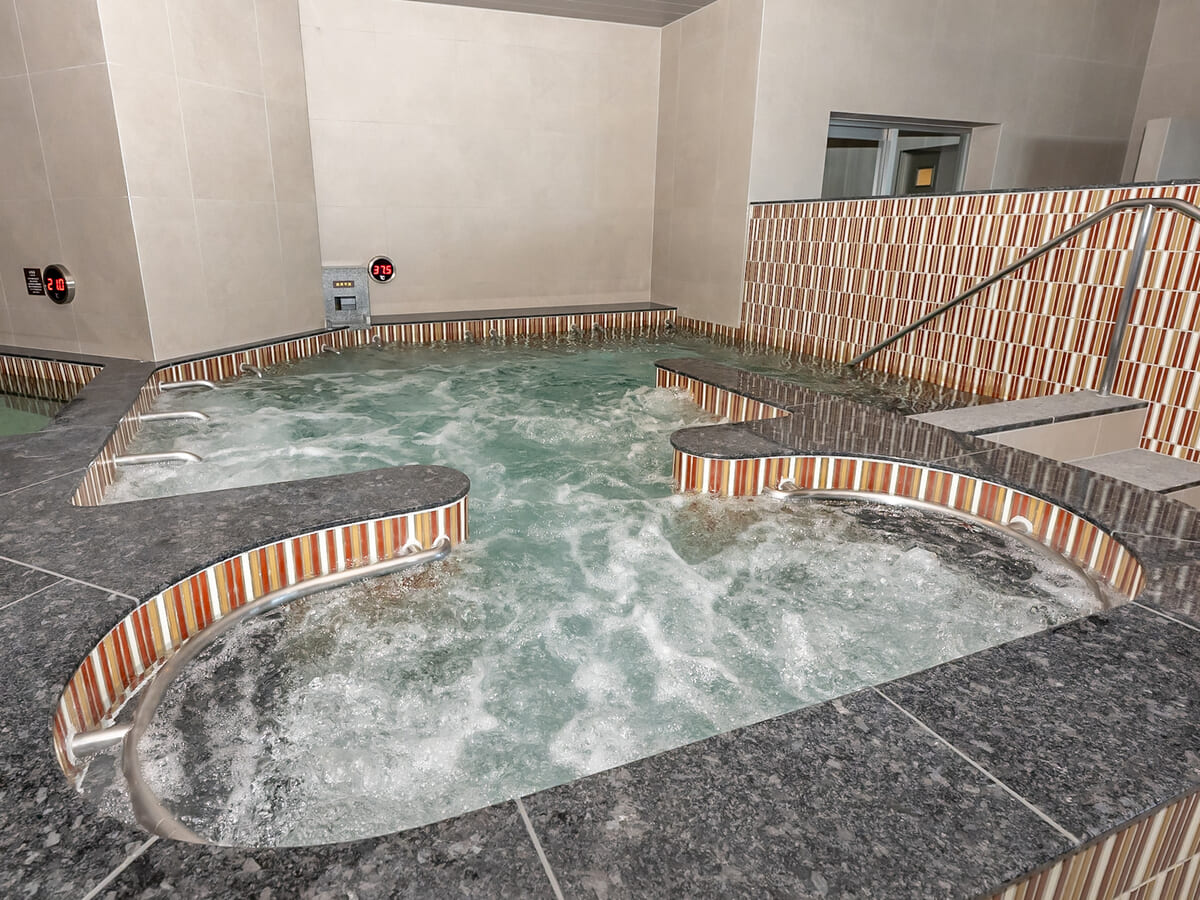 選べる癒やし｜13種のお風呂と8種のサウナ