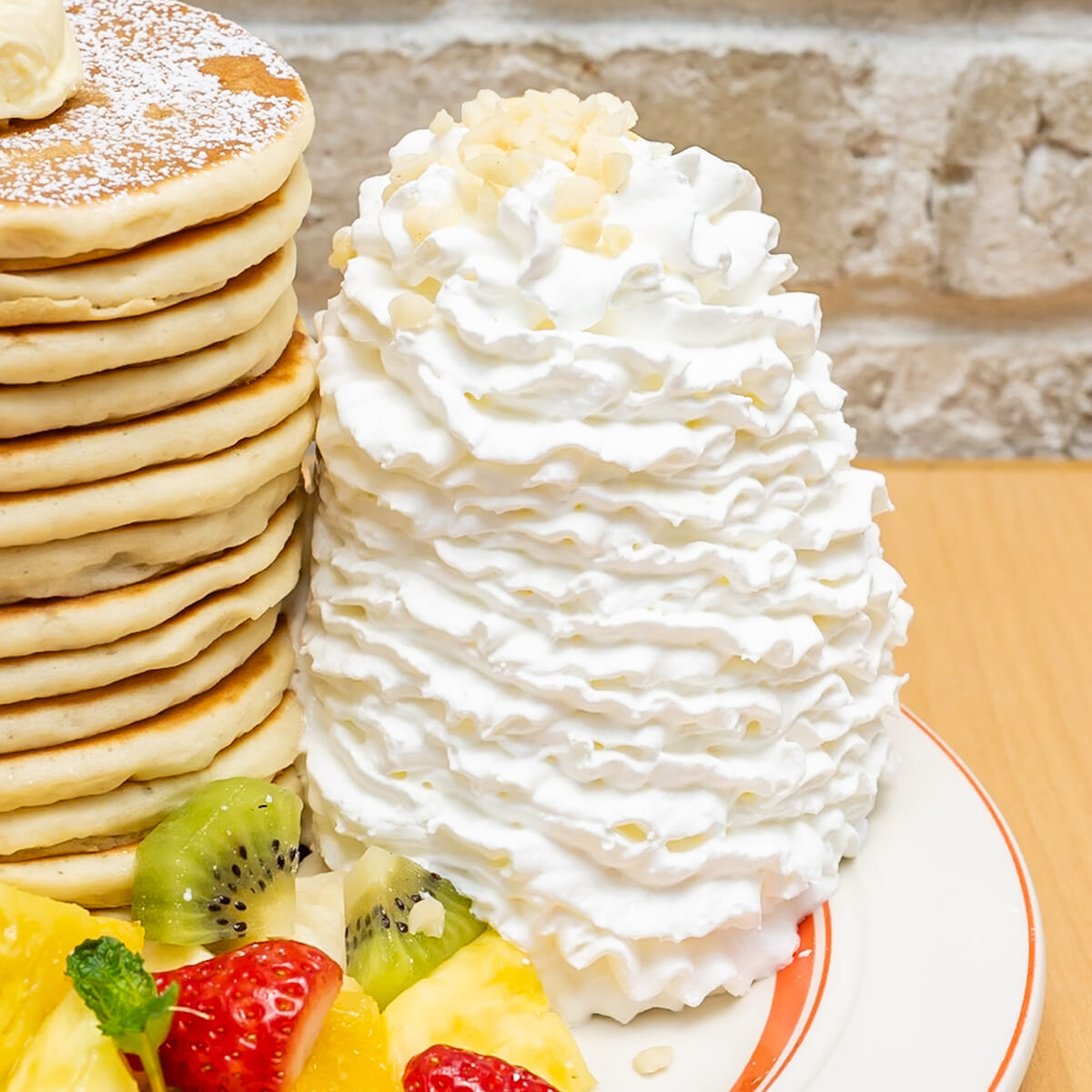 Eggs’n Things「16 Stack Pancakes!」2