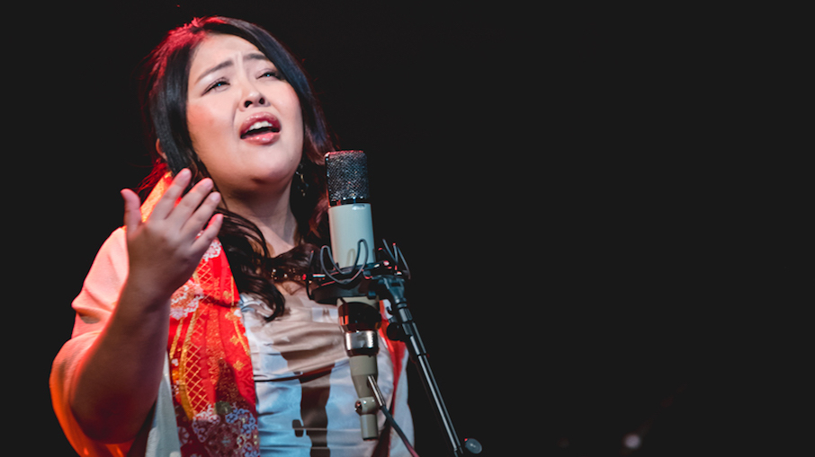 歌手 堀澤麻衣子 プロフィール写真