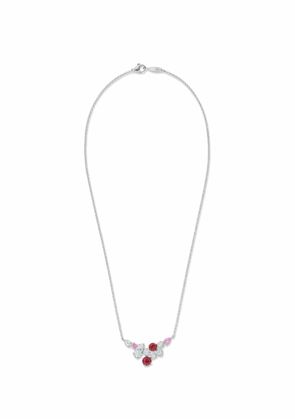 ハリー・ウィンストン スパークリングクラスター・ペンダント 胸元を飾る美しさ